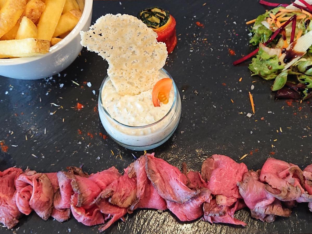 Hotel-Restaurant Le Lion D'Or Порентруи Екстериор снимка